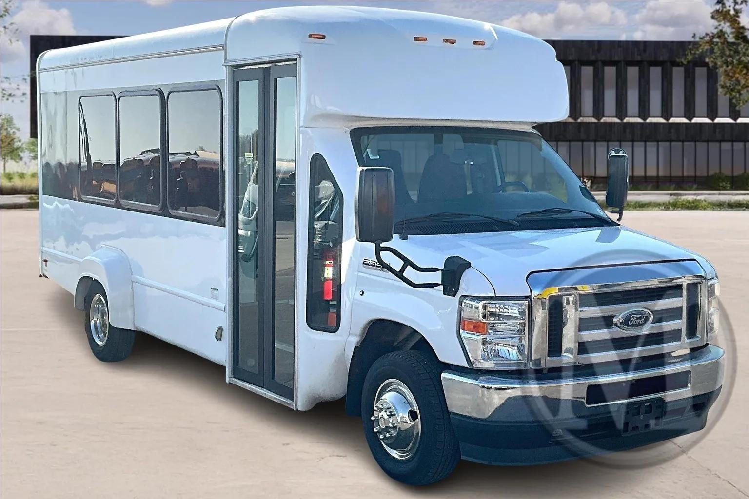 ford e-series cutaway 2022 1FDEE3FN9NDC24987 image ford e-series cutaway 2022 1FDEE3FN9NDC24987 image
